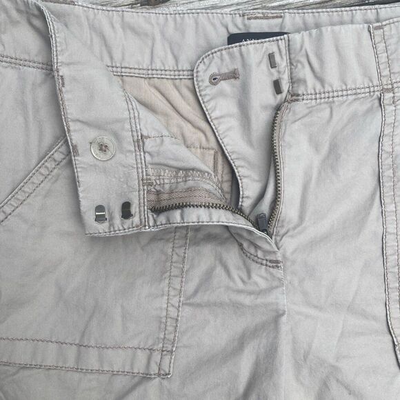 Ann Taylor Women’s Tan Chino Shorts Khaki Size 12 Classic Stretch- 4” - Picture 6 of 6